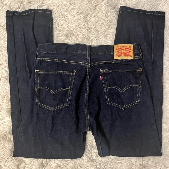 Levis Jean - Picture 2 of 3